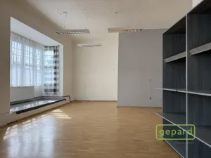 Pronájem obchodního prostoru, Šternberk, ČSA, 84 m2