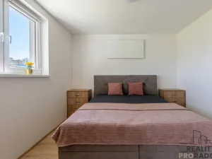 Prodej bytu 4+kk, Vochov, 80 m2