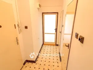 Prodej bytu 2+1, Znojmo, Pražská sídl., 52 m2