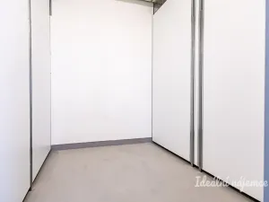 Pronájem bytu 1+kk, Praha - Vysočany, Poděbradská, 35 m2