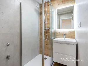 Pronájem bytu 2+1, Praha - Vršovice, Lvovská, 59 m2