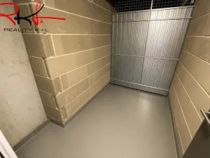 Pronájem bytu 2+kk, Praha, Stočesova, 91 m2