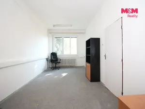 Pronájem kanceláře, Hradec Králové - Nový Hradec Králové, Brněnská, 150 m2