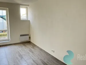 Pronájem bytu 1+1, Kaplice, Omlenická, 30 m2