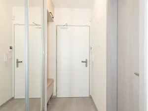 Pronájem bytu 1+kk, Praha - Vysočany, Poděbradská, 34 m2