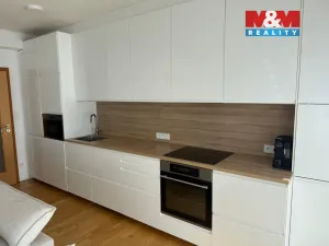 Pronájem bytu 3+kk, Praha - Břevnov, Ve Střešovičkách, 69 m2