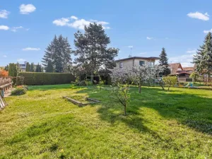 Prodej pozemku pro bydlení, Praha - Horní Počernice, Čechurova, 600 m2