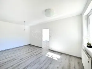 Prodej bytu 3+1, Horoměřice, J. K. Tyla, 95 m2