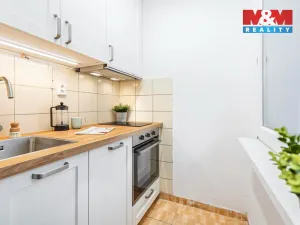 Pronájem bytu 1+1, Praha - Střížkov, Varnsdorfská, 26 m2