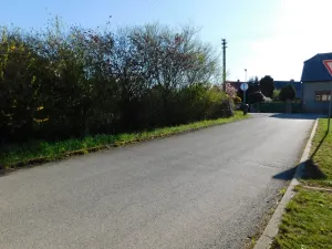 Prodej pozemku, Lhota, 3645 m2