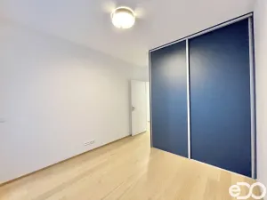 Pronájem bytu 2+kk, Praha, Hasilova, 41 m2