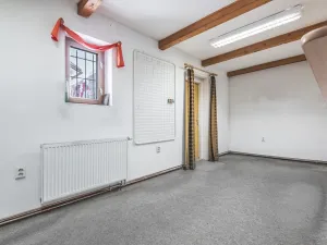 Prodej obchodního prostoru, Kolín, Roháčova, 340 m2