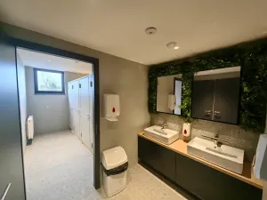 Pronájem kanceláře, Praha - Letňany, Beranových, 102 m2