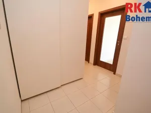 Pronájem bytu 2+kk, Praha - Háje, Loosova, 54 m2