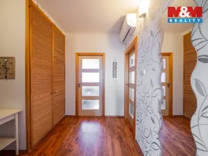 Prodej bytu 3+1, Práče, 75 m2