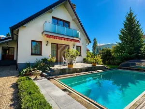 Pronájem vily, Praha - Suchdol, 350 m2