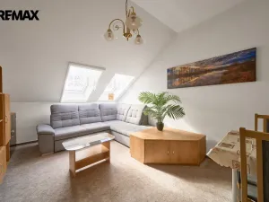 Prodej bytu 2+kk, Hradec Králové - Kukleny, Pardubická, 51 m2