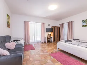 Prodej ubytování, Horní Stropnice, 700 m2