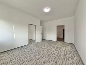 Pronájem bytu 2+1, Opava - Předměstí, Hviezdoslavova, 60 m2