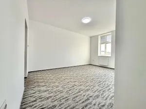Pronájem bytu 2+1, Opava - Předměstí, Hviezdoslavova, 60 m2