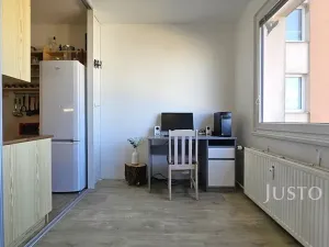 Prodej bytu 3+1, Písek, Na Stínadlech, 64 m2