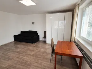 Prodej rodinného domu, Zlín - Prštné, M. Alše, 260 m2