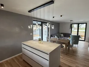 Prodej rodinného domu, Panenské Břežany, Nad Svatou Annou, 184 m2