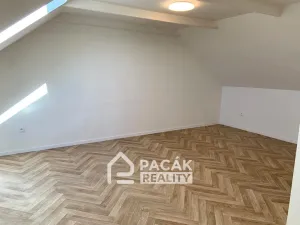 Pronájem bytu 3+kk, Olomouc - Holice, Hanácká, 68 m2