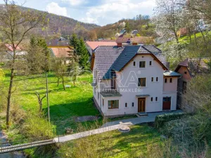 Prodej rodinného domu, Beroun - Beroun-Hostim, Ke Svatému Jánu, 182 m2