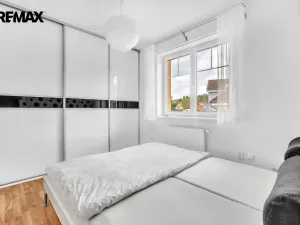 Prodej bytu 4+kk, Strančice, Náměstí Emila Kolbena, 108 m2