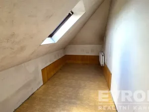 Prodej rodinného domu, Sezemice - Počaply, 150 m2