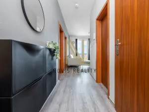 Prodej bytu 3+kk, Vochov, 52 m2