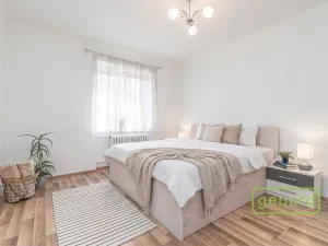 Prodej bytu 2+1, Praha, 28. pluku, 58 m2