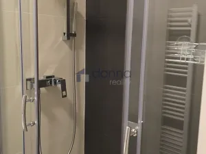 Pronájem bytu 2+kk, Praha, U plynárny, 75 m2