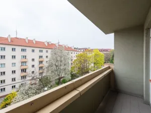 Pronájem bytu 2+kk, Praha - Vršovice, Kišiněvská, 52 m2