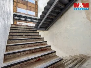 Prodej činžovního domu, Chomutov, Beethovenova, 1800 m2