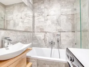 Prodej bytu 2+1, Frýdek-Místek - Místek, Josefa Suka, 51 m2