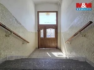 Pronájem bytu 3+1, Karlovy Vary, I. P. Pavlova, 80 m2