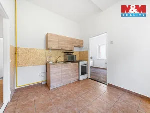 Prodej bytu 3+1, Oloví - Hory, 74 m2