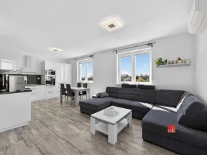 Prodej bytu 4+kk, Vochov, 80 m2