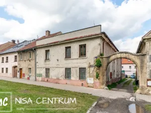 Prodej rodinného domu, Smečno, nám. T. G. Masaryka, 460 m2