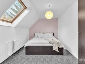 Prodej rodinného domu, Vysoká nad Labem, 280 m2