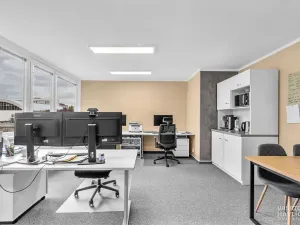 Pronájem kanceláře, Hradec Králové, Akademika Heyrovského, 30 m2