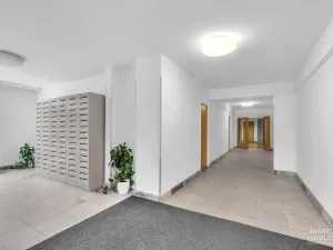 Pronájem kanceláře, Hradec Králové, Akademika Heyrovského, 30 m2
