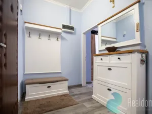 Prodej bytu 2+1, Karlovy Vary, Raisova, 75 m2