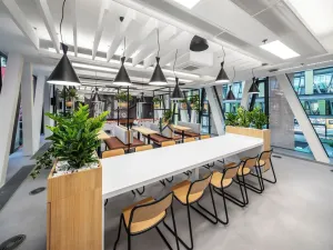 Pronájem kanceláře, Praha - Karlín, Karolinská, 2679 m2