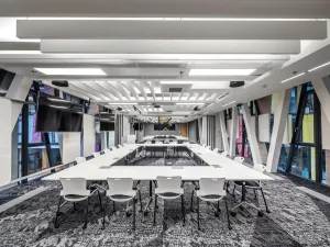 Pronájem kanceláře, Praha - Karlín, Karolinská, 2679 m2