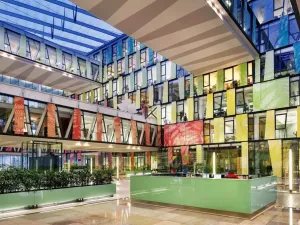 Pronájem kanceláře, Praha - Karlín, Karolinská, 2679 m2