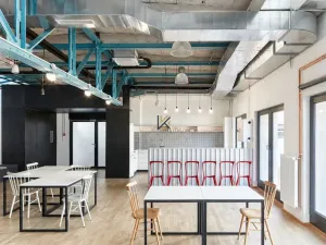 Pronájem obchodního prostoru, Praha - Libeň, Lihovarská, 705 m2