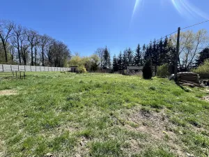 Prodej pozemku, Líšťany - Luhov, 1951 m2